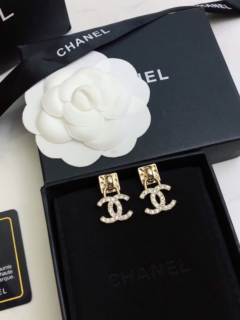 Ch**el earrings